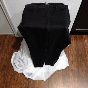 SOLD🚫 ***Torrid women spandex denim - sz 14